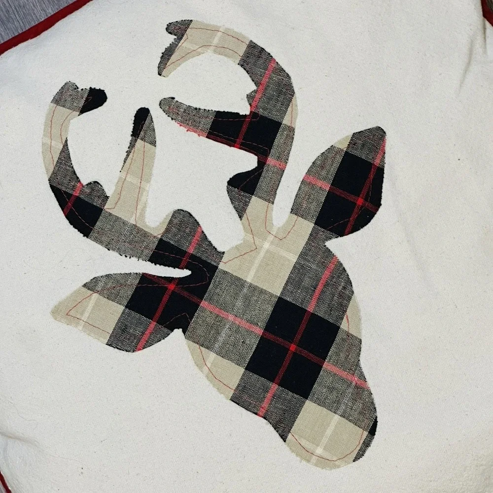 Farmhouse Throw Pillow Plaid Deer Silhouette 18 x 18 Christmas‎ Holiday